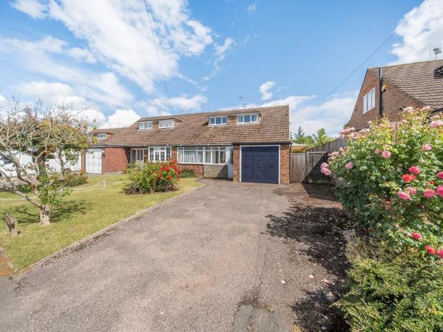 Bungalow for sale in Amwell, Five Acres