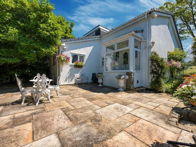 Bungalow for sale in Roby Mill, Lancashire