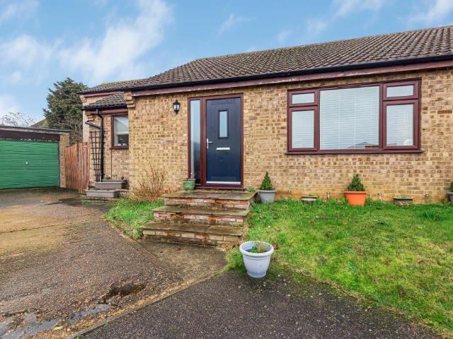 Bungalow for sale in Barway, Cambridgeshire