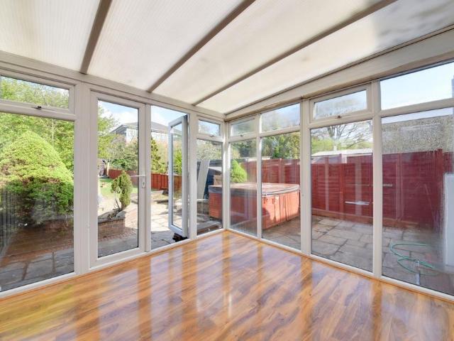 Bungalow for sale in Elstree and Borehamwood, Borehamwood