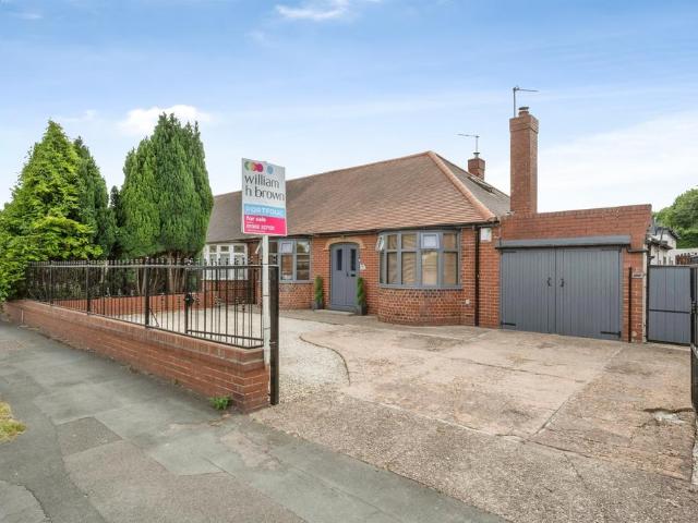 Bungalow for sale in Sprotbrough, South Yorkshire
