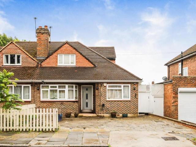 Bungalow for sale in London Borough of Harrow, Greater London