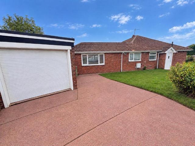 Bungalow for sale in Catisfield, Fareham