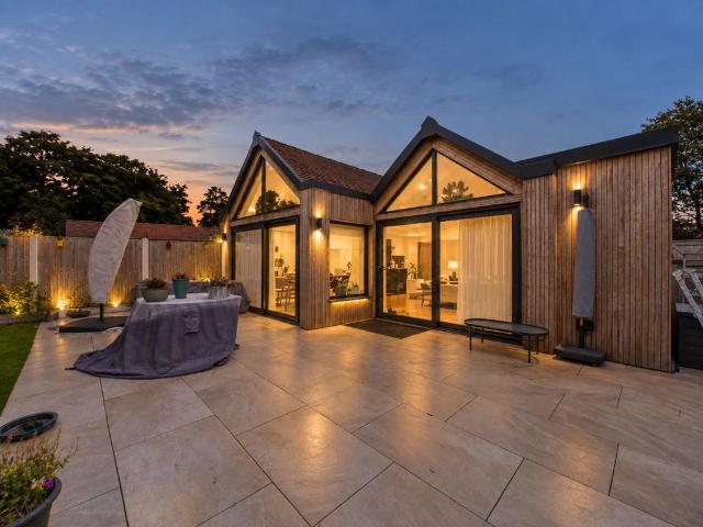 Bungalow for sale in Freshfield, Sefton