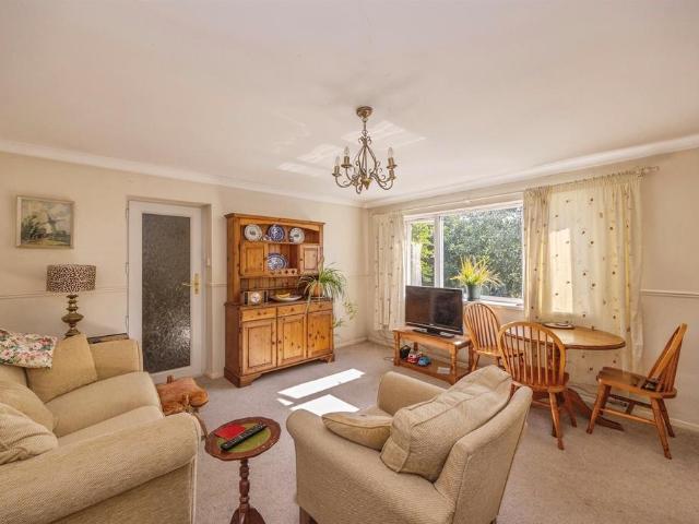 Bungalow for sale in Bolton Low Houses, Hampshire