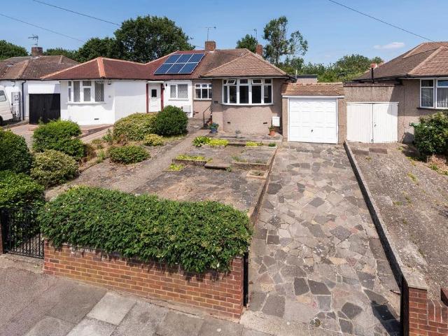 Bungalow for sale in Albany Park, Greater London