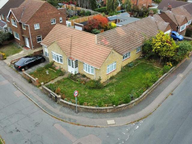 Bungalow for sale in Bedford
