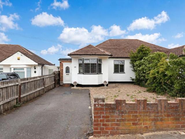 Bungalow for sale in London Borough of Bromley, Greater London