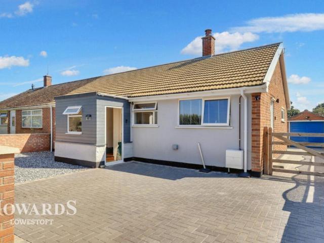 Bungalow for sale in Eastbridge, Suffolk