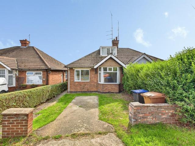 Bungalow for sale in Duston
