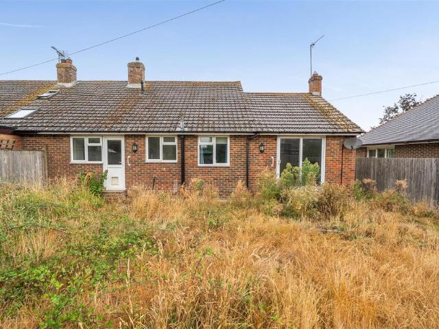 Bungalow for sale in Headcorn, Maidstone