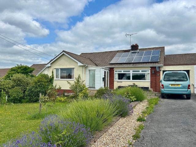 Bungalow for sale in Shipham
