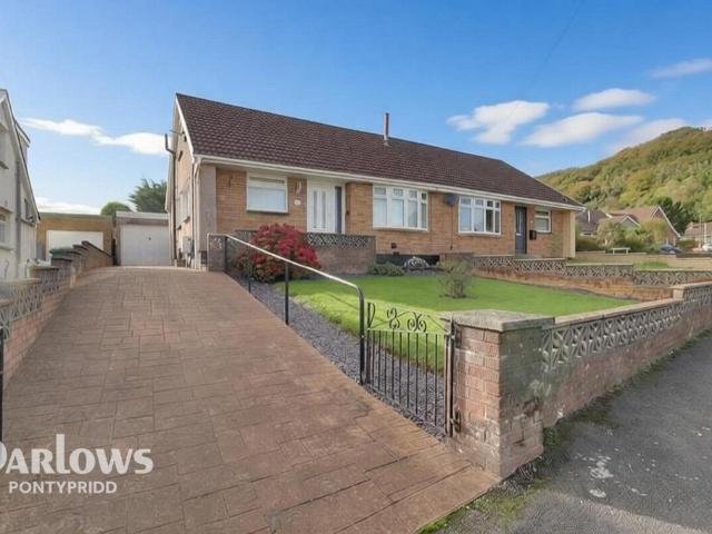 Bungalow for sale in Graigwen, Pontypridd