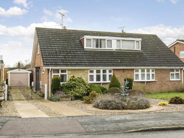 Bungalow for sale in Stanford On Avon, Leicestershire