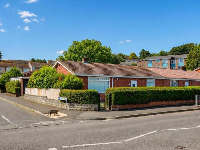 Bungalow for sale in Cadoxton, Barry