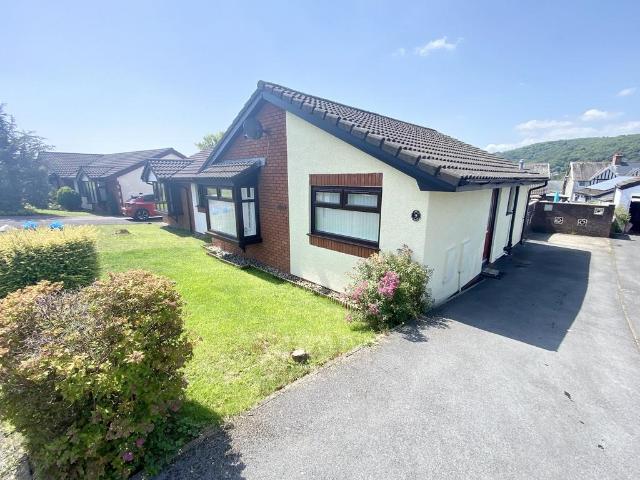 Bungalow for sale in Clydach, Wales