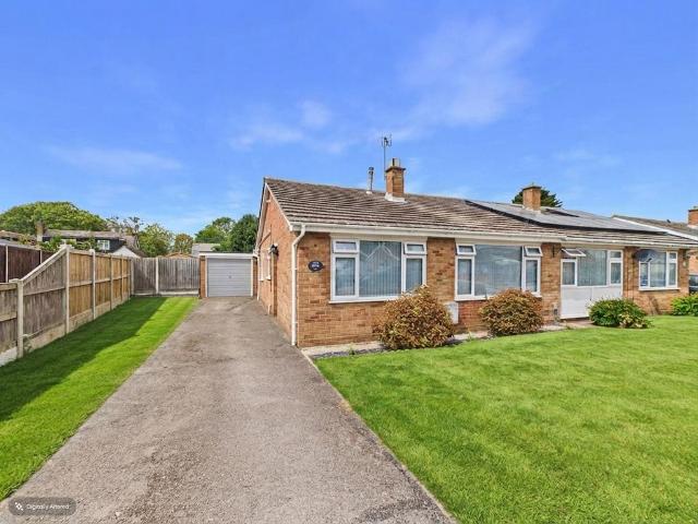 Bungalow for sale in Dale Hill, Essex