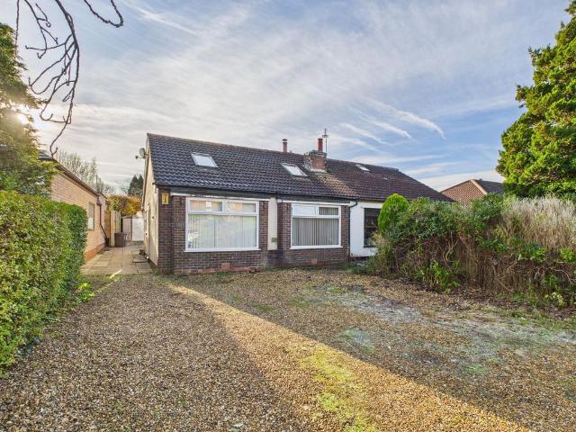 Bungalow for sale in Brown Edge, Roby Mill