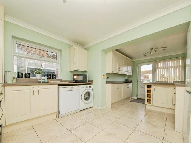 Bungalow for sale in Upper Dovercourt, Dale Hill