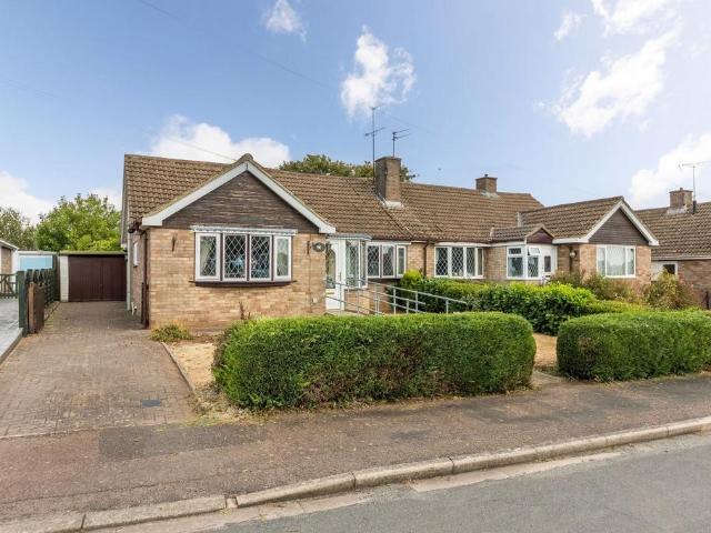 Bungalow for sale in Evershot, Oxfordshire