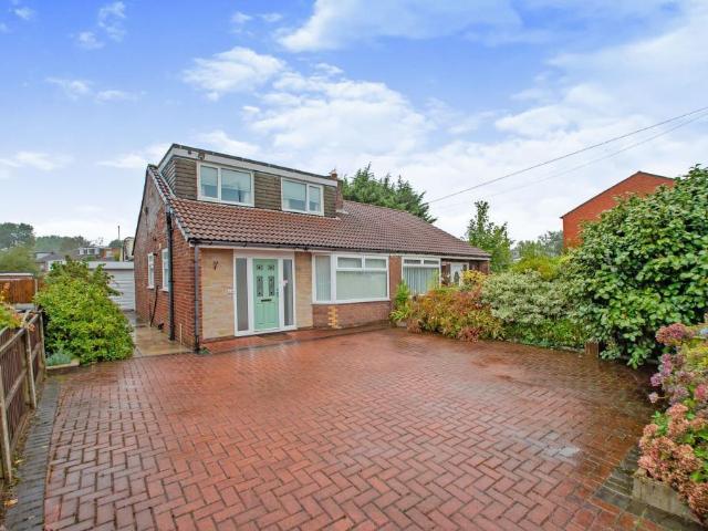 Bungalow for sale in Lee Bank, Greater Manchester