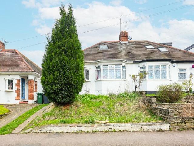 Bungalow for sale in Chingford, Greater London