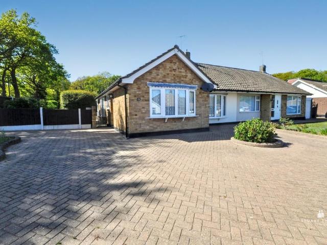 Bungalow for sale in Thundersley, Isle Of Man