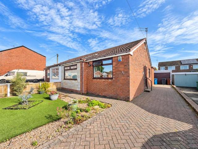 Bungalow for sale in Chadderton, Oldham