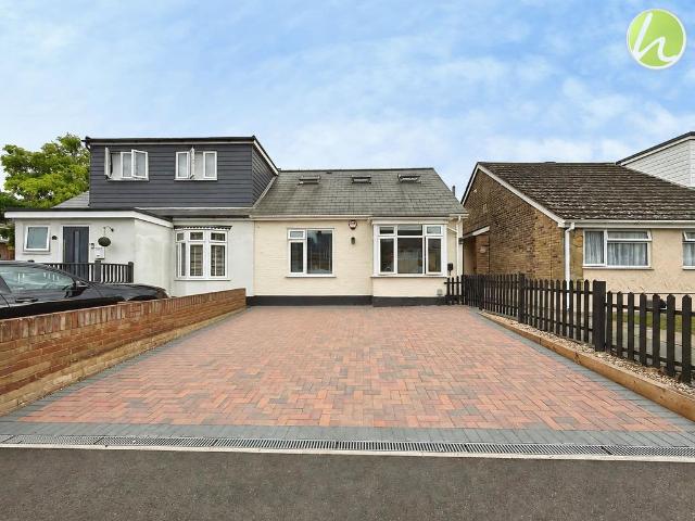 Bungalow for sale in Vange, Essex