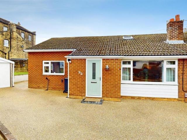 Bungalow for sale in Northowram, Calderdale