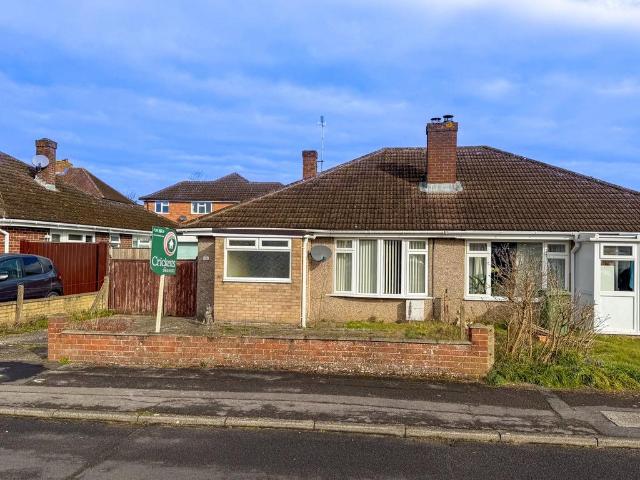 Bungalow for sale in Thatcham, West Berkshire