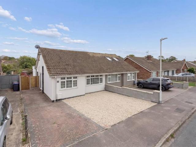 Bungalow for sale in Swalecliffe, Canterbury