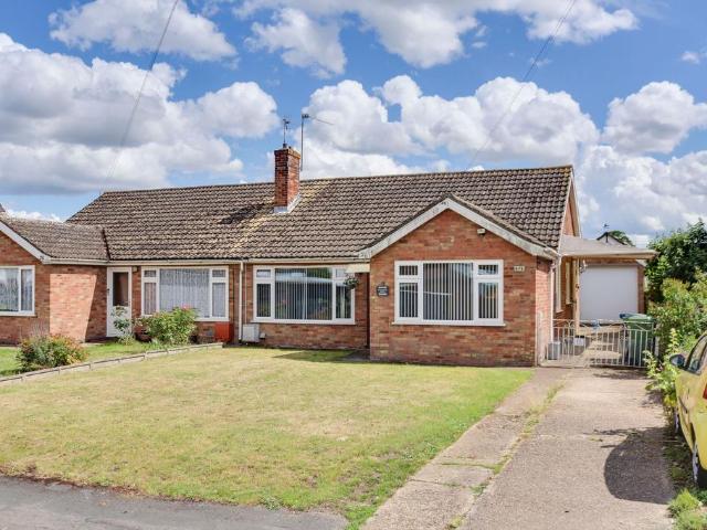 Bungalow for sale in Offord Darcy, Huntingdon