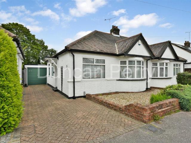Bungalow for sale in Potters Bar, Isle Of Man