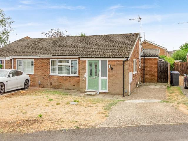 Bungalow for sale in Rothwell