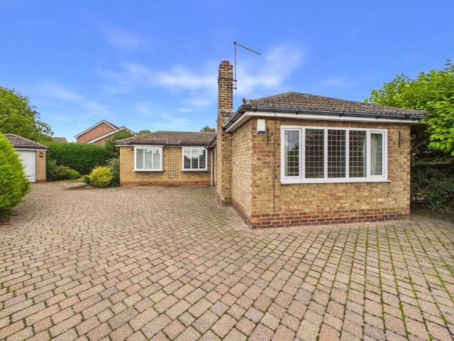Bungalow for sale in South Cave, Riplingham