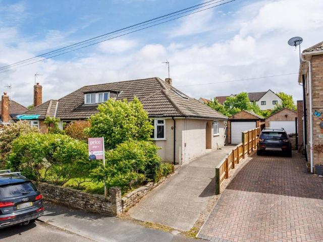 Bungalow for sale in Calcutt, Knaresborough
