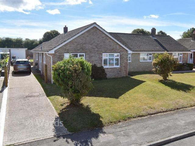 Bungalow for sale in Ash, Kent