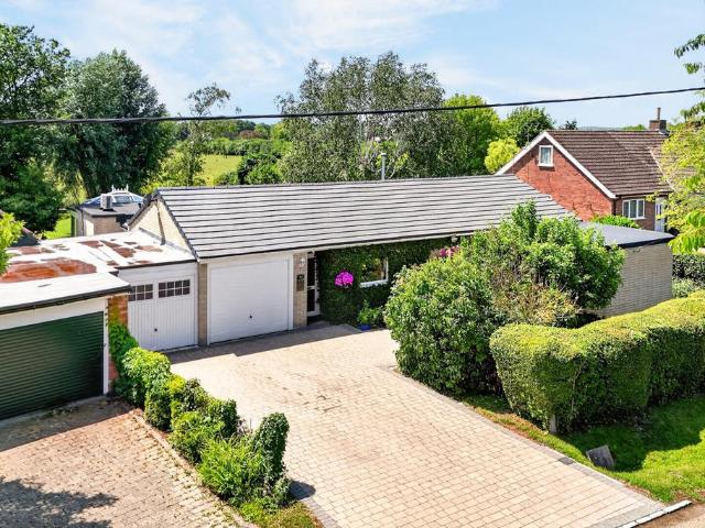 Bungalow for sale in Bedford