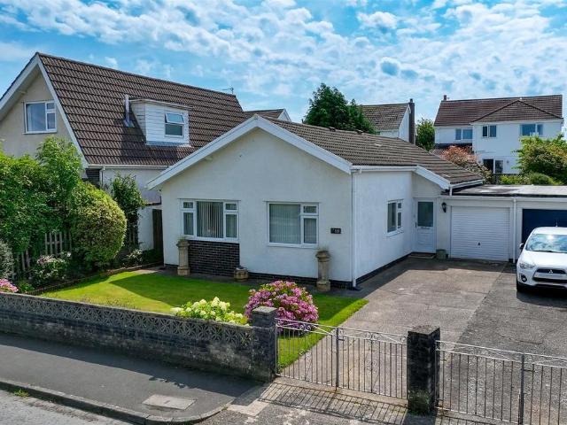 Bungalow for sale in Pennard, Wales