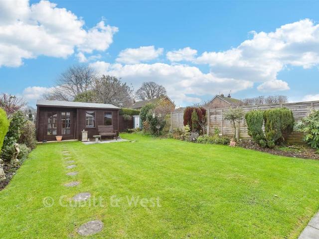 Bungalow for sale in Roffey, Horsham