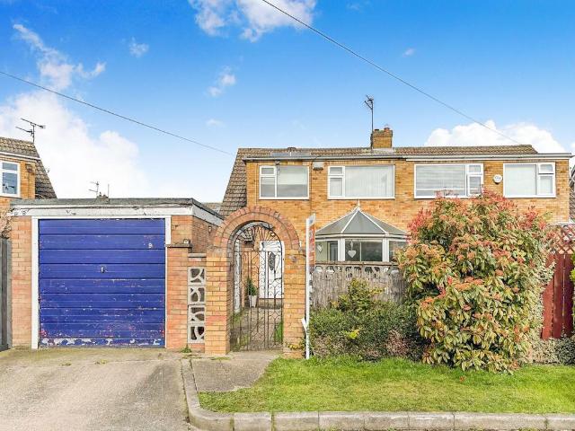 Bungalow for sale in Bransholme, Hull