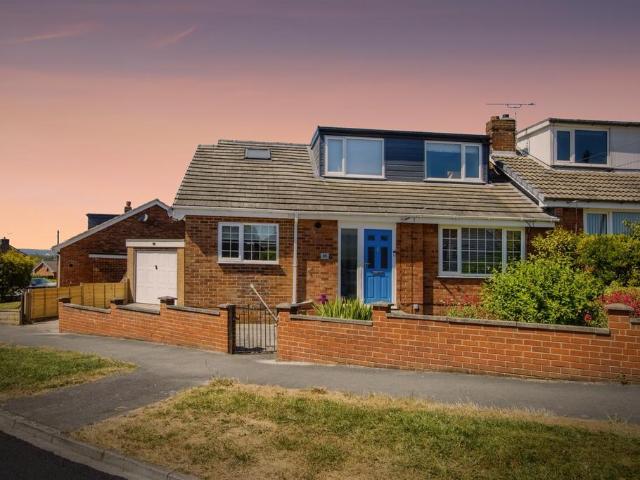 Bungalow for sale in Whitkirk, Colton