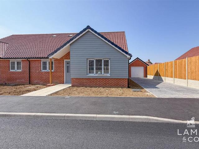 Bungalow for sale in Dale Hill, Essex