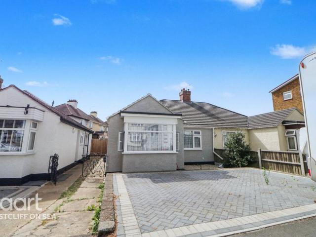 Bungalow for sale in North Shoebury, Alton Barnes