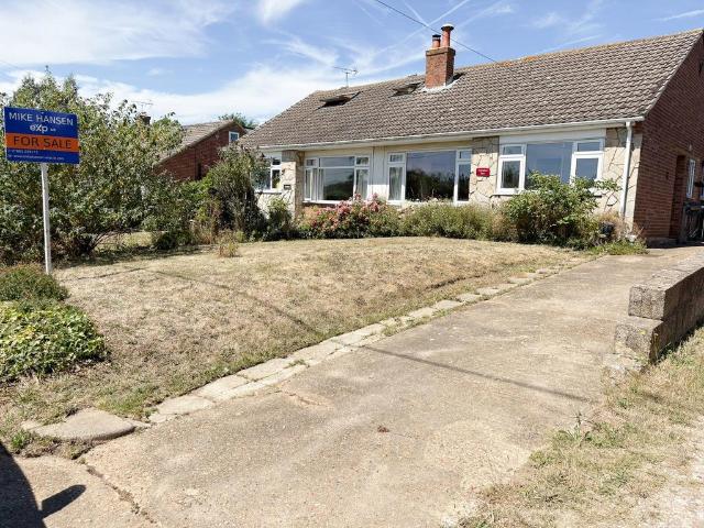 Bungalow for sale in Hoath, The Bridge