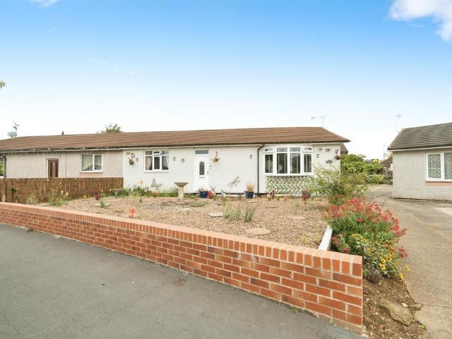 Bungalow for sale in New Brumby, North Lincolnshire