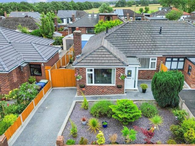 Bungalow for sale in Stubshaw Cross, Wigan