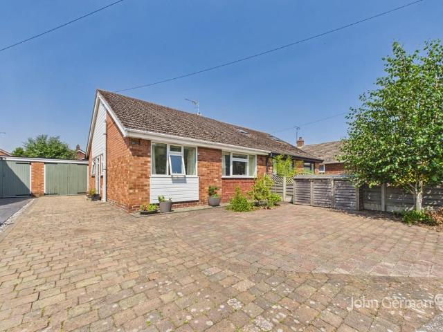 Bungalow for sale in Beamhurst, Staffordshire