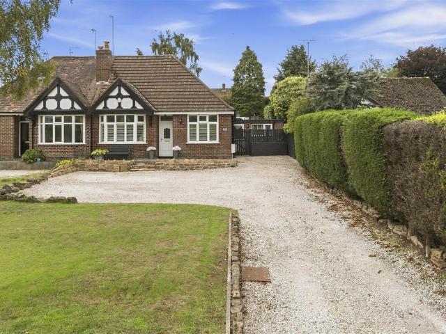 Bungalow for sale in Gedling, East Midlands